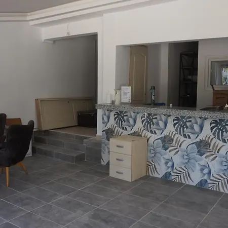 Aparthotel Family Papaya Apart Side
