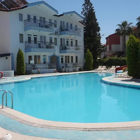 Aparthotel Family Papaya Apart Side