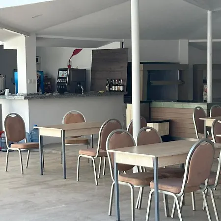 Aparthotel Family Papaya Apart