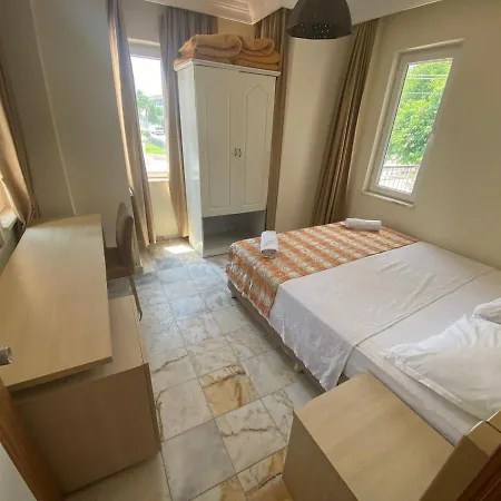 Aparthotel Family Papaya Apart